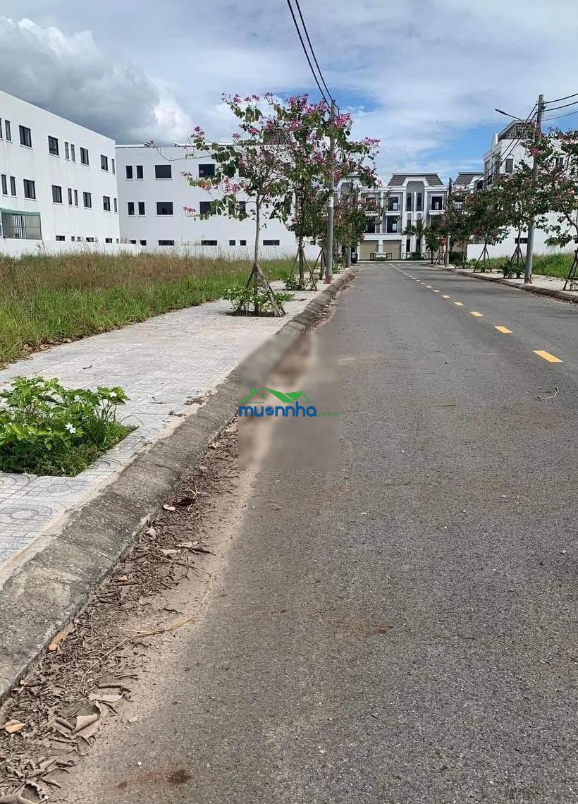 1 lô duy nhất 555 triệu 75m2, sổ hồng riêng - chính chủ 0906 443 ***