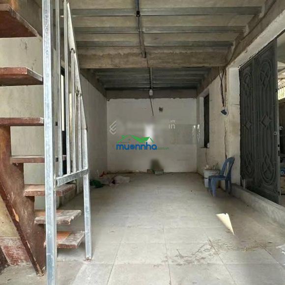 192m2 - 9.6 x 20m lô góc mã lò - bình tân - nhà cấp 4 - tiện xây mới - vị trí đẹp - lộ giới ít - 2