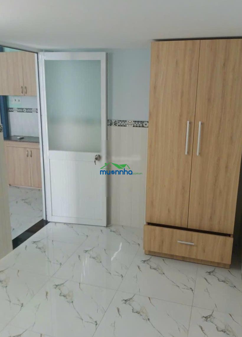 Nhà chính chủ gửi cần bán gấp thuộc phường 14 gò vấp. dt: 5 x 16m đúc 3,5 tấm giá: 10ty300tr - 2