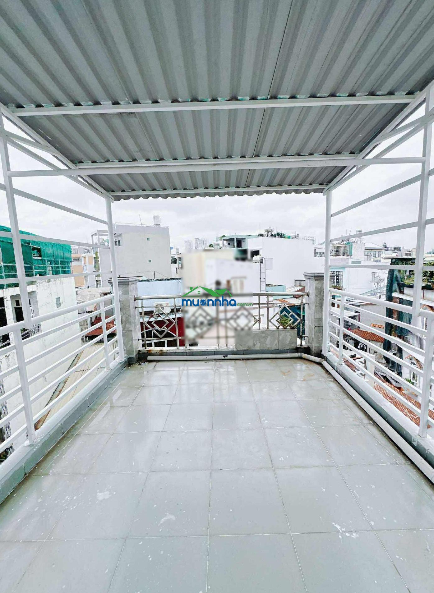 Nhà tôn đản q4 - 4 tầng đúc - 22.6m2 - ko qh - chỉ 3.5 tỷ - 4