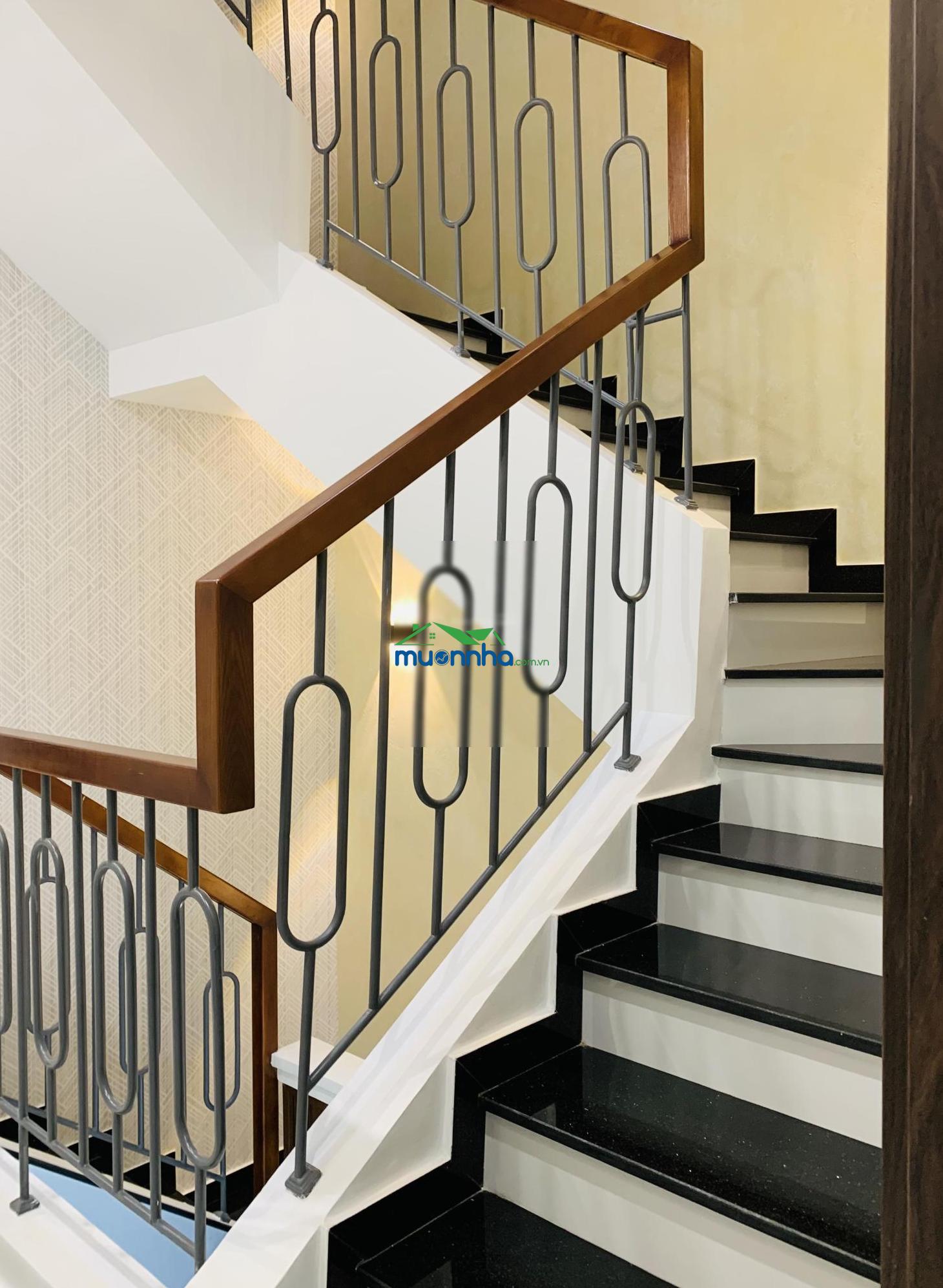 Bán nhà 5x17m, 3 lầu gần chợ đầu mối - 4