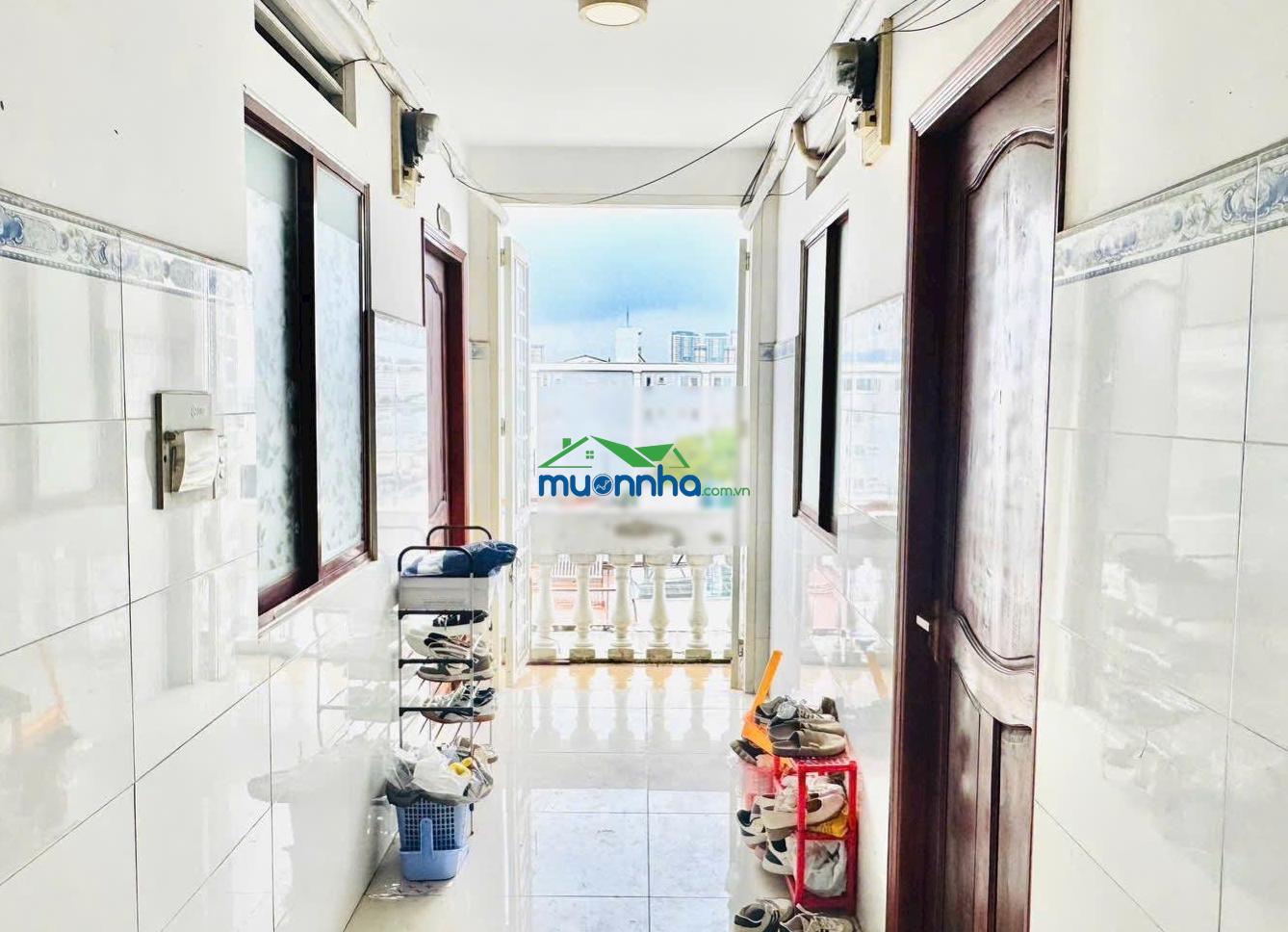 Nhà ngộp ngân hàng, dòng tiền 200tr/tháng, doanh thu 2,4 tỷ/năm, giảm giá 35 tỷ còn 30 tỷ!