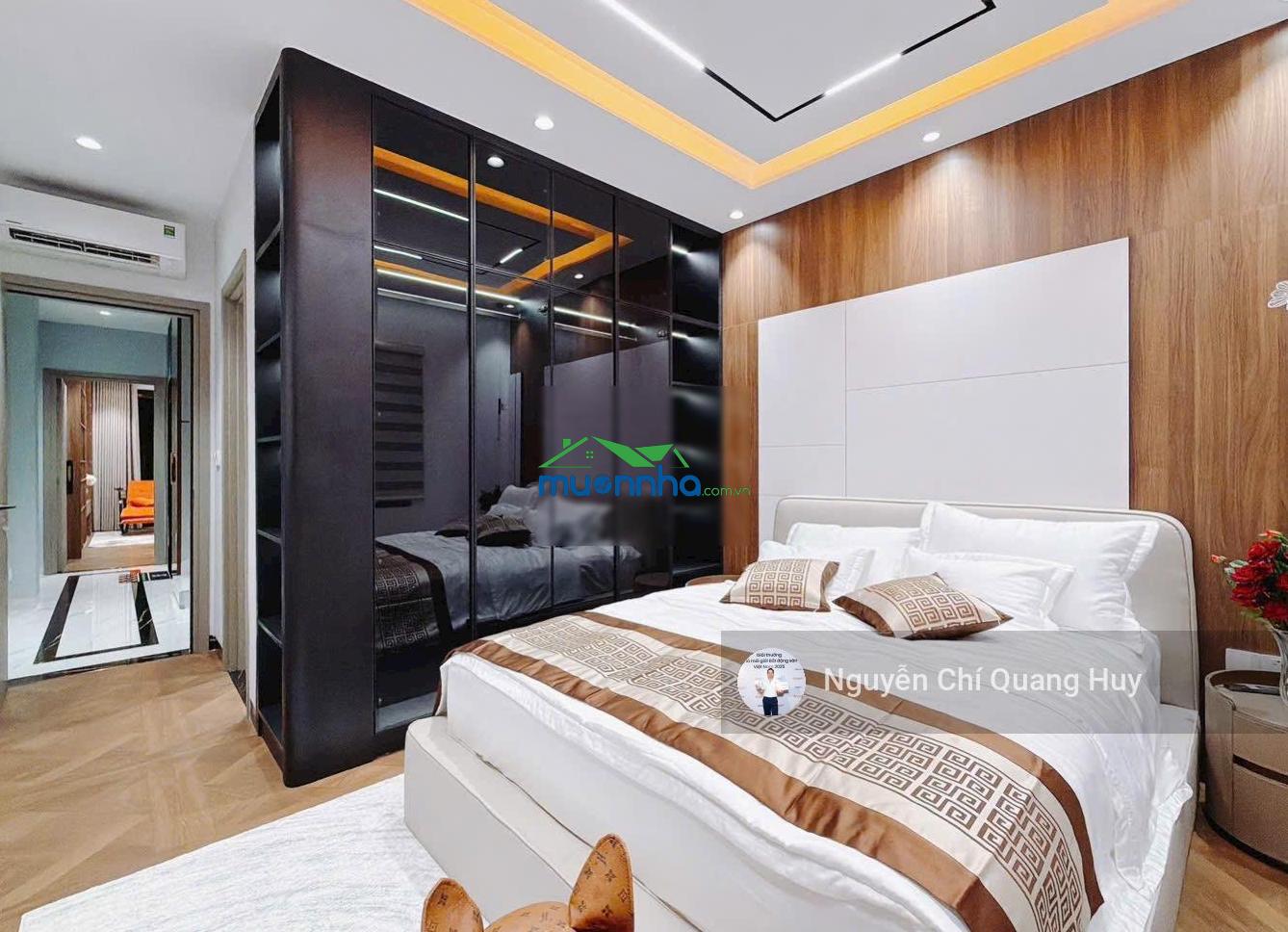 Nhà phố xây dựng tâm huyết - phong cách âu châu ngay công viên mát mẻ - kdc tân quy đông - giá 21tỷ