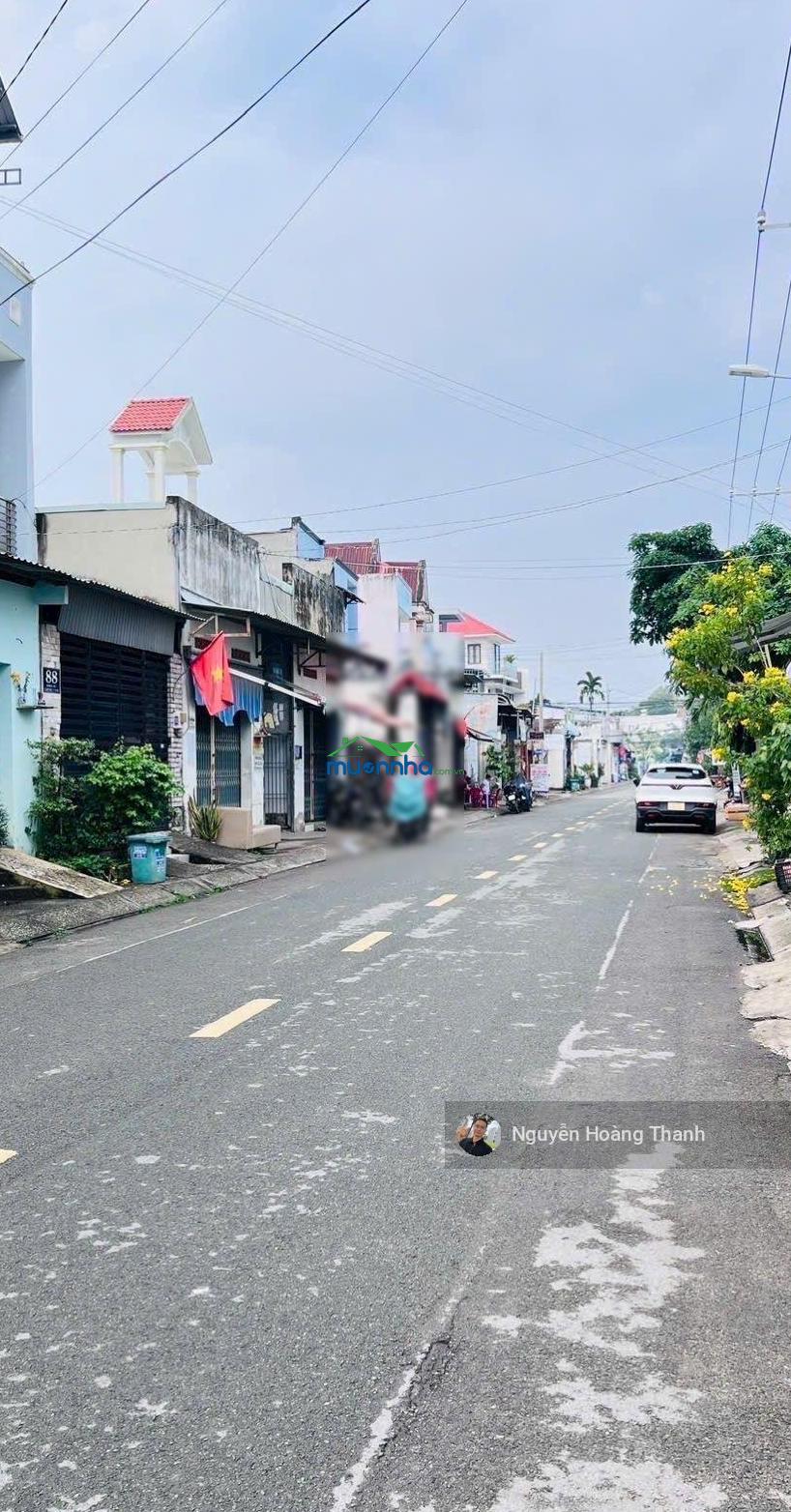 Nhà mới chủ thiện chí bán có dòng tiền 9 triệu, đường 1 cầu ông nhiêu. xe 16 chỗ vào được nhà