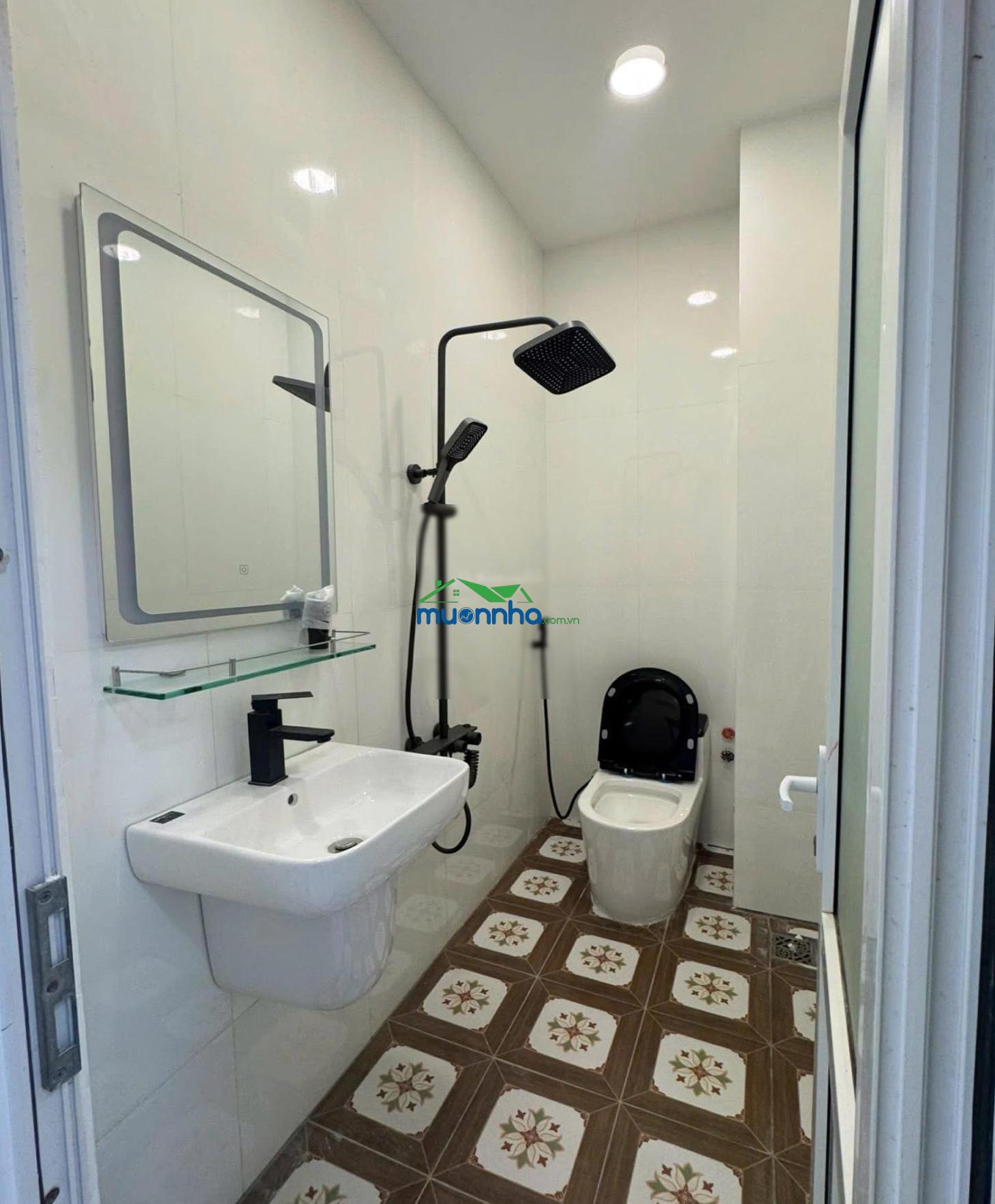 Gấp! bán nhà đường nguyễn hữu cầu q1. 52m² (4m x 13m) giá 2.580 tỷ 1 trệt, 1 lầu, 3 phòng ngủ - 3