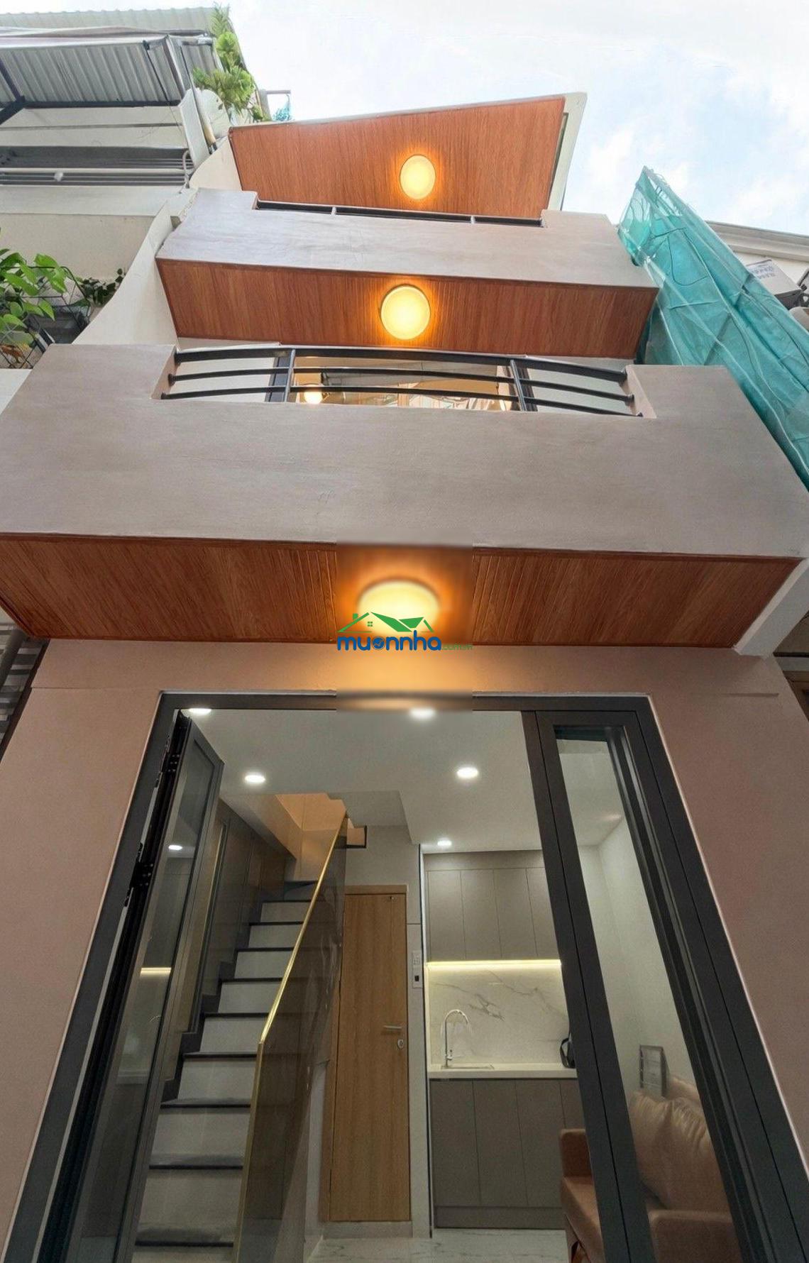 Nhà mới xây đẹp, chuyển đến ở liền - cách mặt đường trần hưng đạo 25m - chỉ 4,5 tỷ. - 4