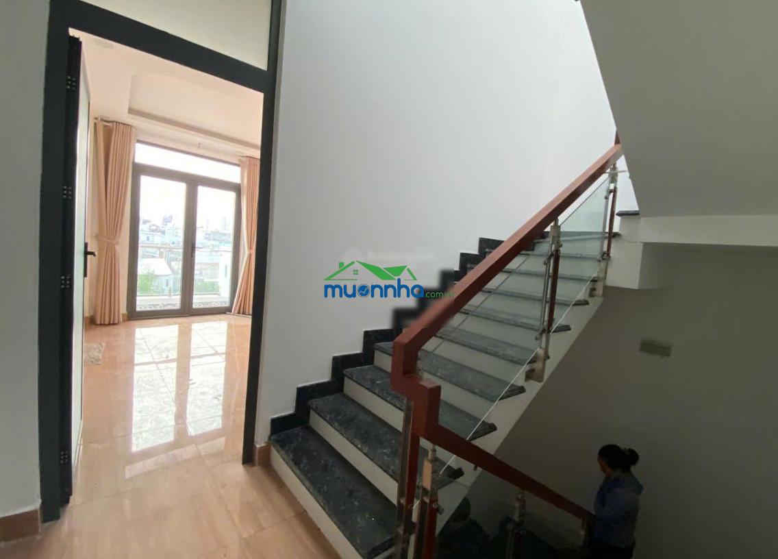 Bán nhà đường nguyễn văn quá q12 - đường nhựa 10m có lề - nhà 5 tầng - 6,2 tỷ