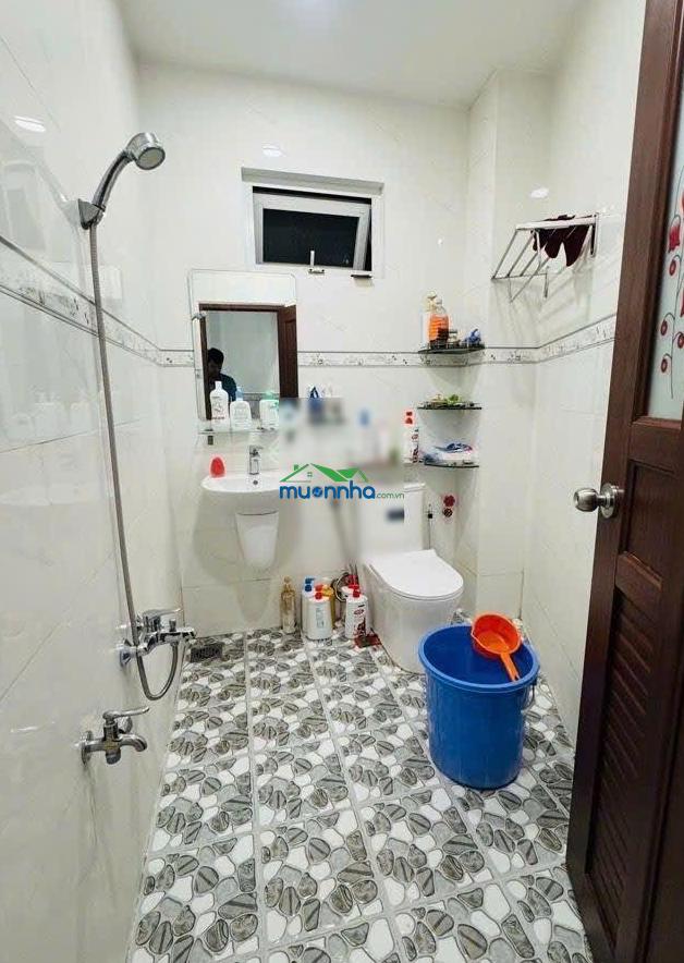 Nhà tân hoà đông - quận 6 - 84m2 - hẻm xe hơi tới cửa - 2 tầng - chỉ 8. x tỷ - 2