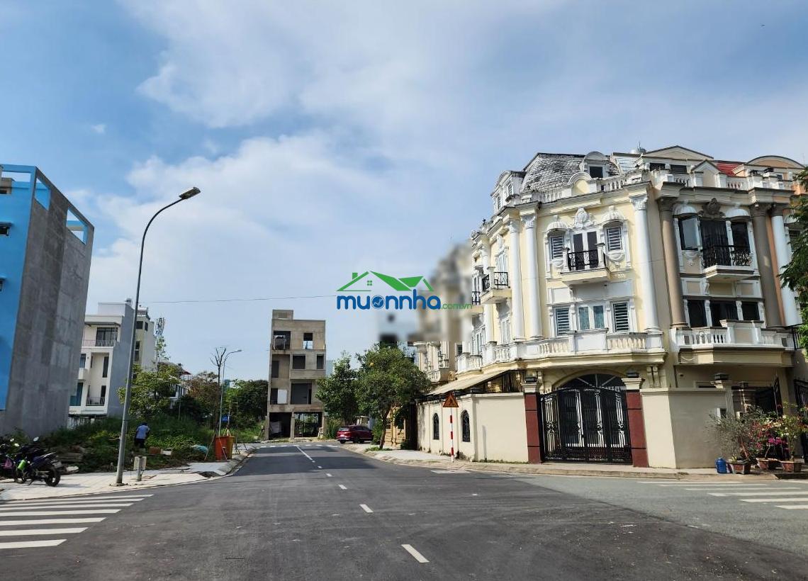 Nhà dt: 7x17m 1 trệt 4 lầu - có 12 phòng chdv cho thuê 45tr - sổ hồng chính chủ - 3
