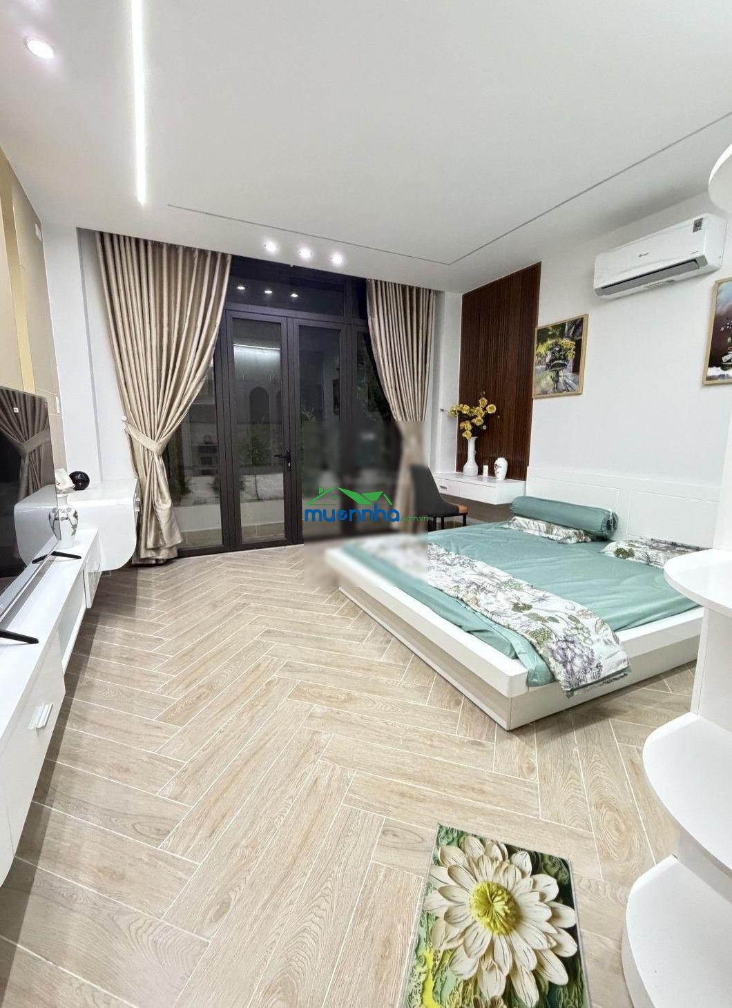 Nhà mới đẹp 5 tầng, thang máy, 72m2, ô tô, hơn 7 tỷ