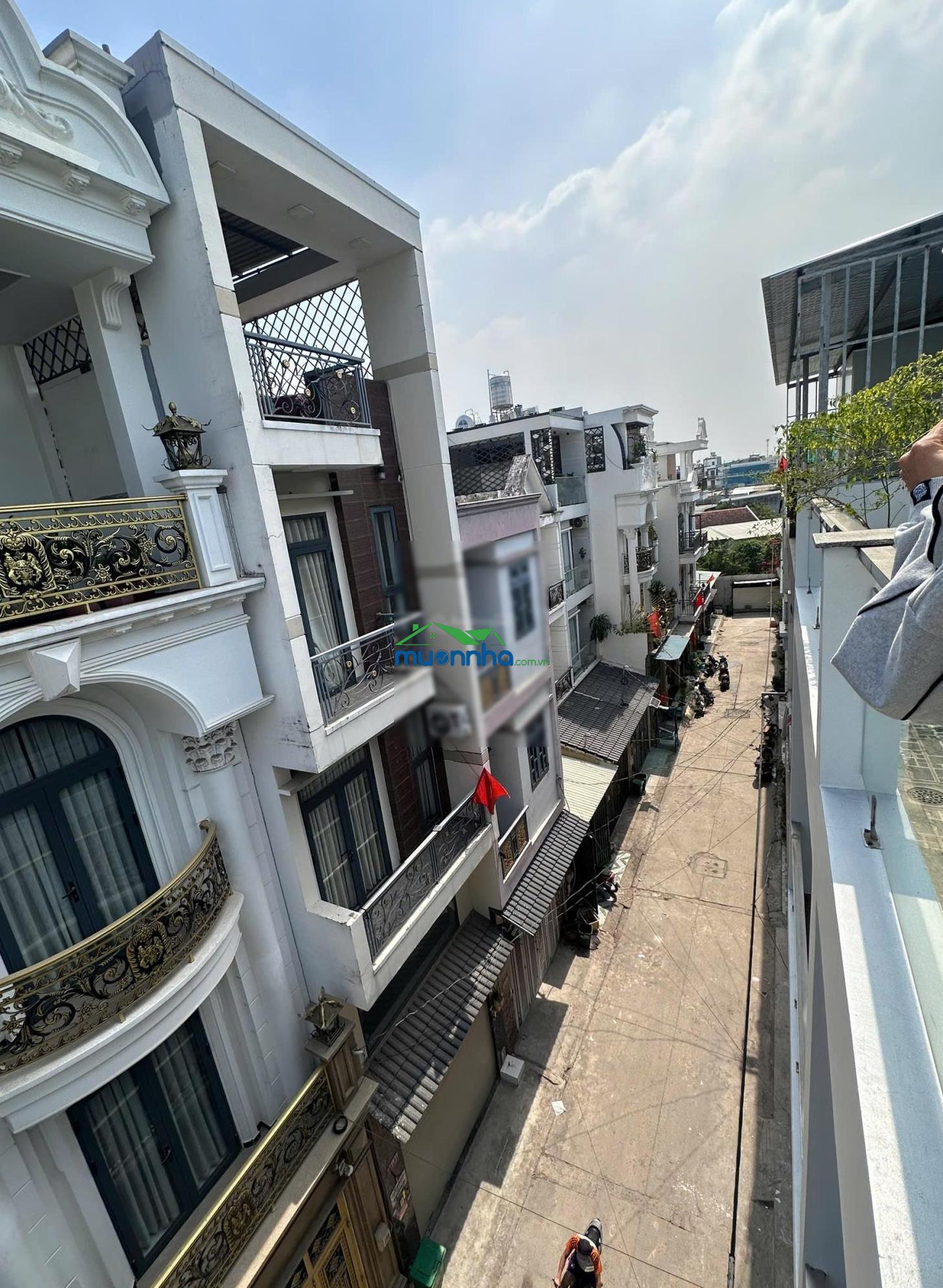 Bán nhà 4 tầng ngay chợ bình thành, giáp tân phú, ngang lớn 8m, hẻm xe hơi chỉ nhỉnh 5 tỷ - 4