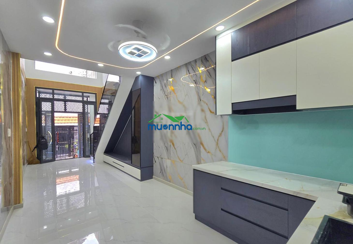 Nhà đẹp hẻm 803 huỳnh tấn phát 3pn 3wc xách valy vào ở ngay, vị trí trung tâm quận 7