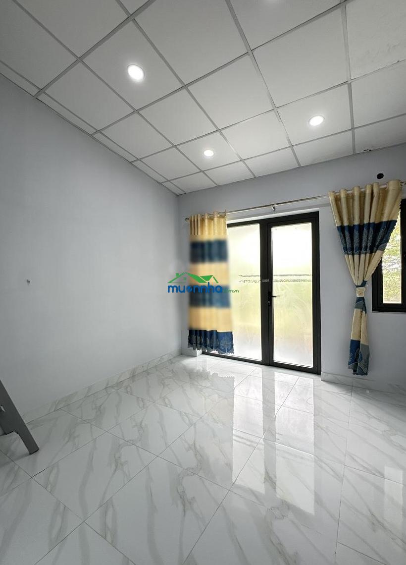 Chính chủ cần bán gấp căn nhà 32m2 full thổ cư , kết cấu 1 trệt 1 lầu kdc đông 625tr bao hết thuế