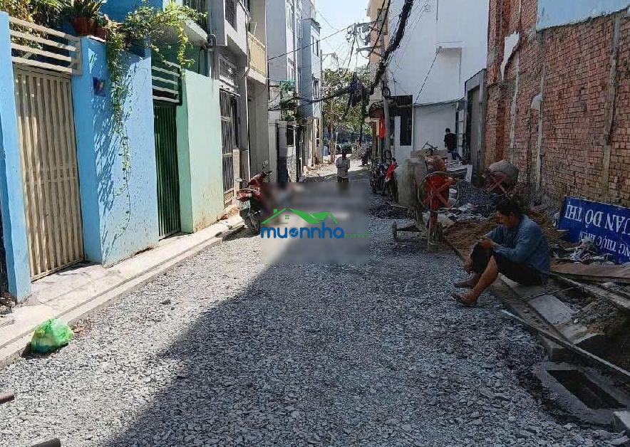 Hẻm xe hơi sát mt thẳng trục ra trường sa - phú nhuận - gần khu phan xích long khu vực sầm uất - 2