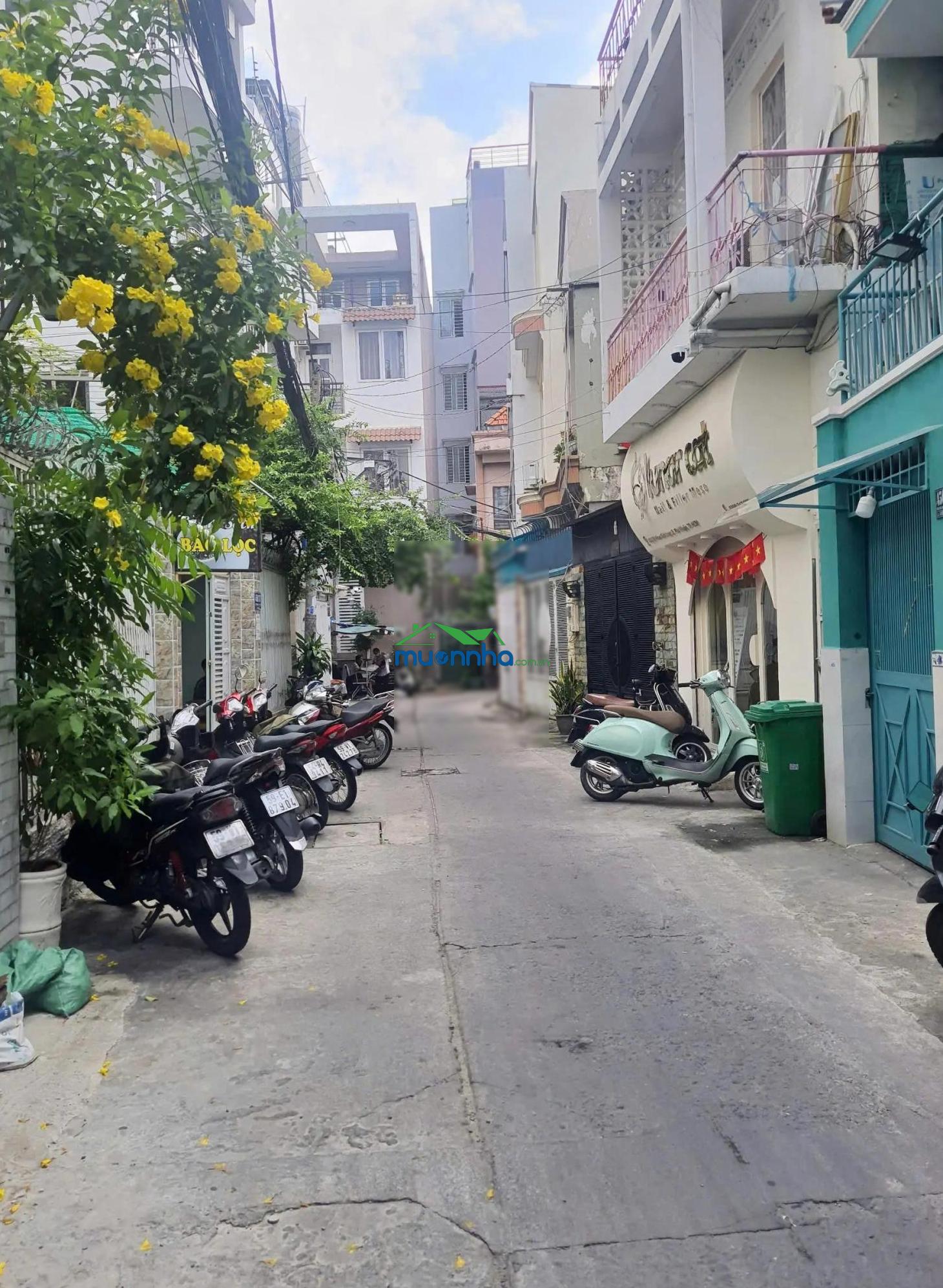 Nhà mới đẹp hẻm 3 gác phan xích long, p2, phú nhuận, 3 tầng st, dt: 3.9x8.5m nở hậu 5m, giá 6,5 tỷ