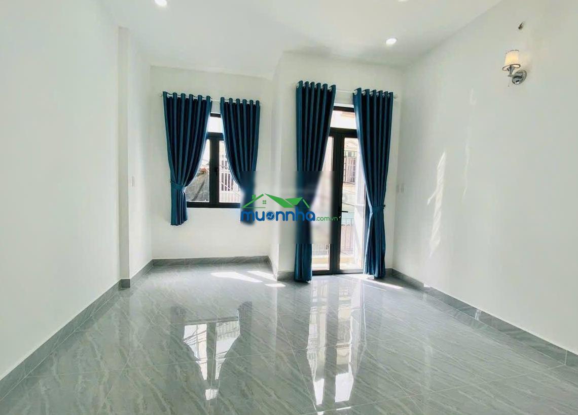 Ngay chợ phạm văn bạch, sát trường chinh - nhà đẹp sổ hồng riêng chỉ 4.5 tỷ - 4