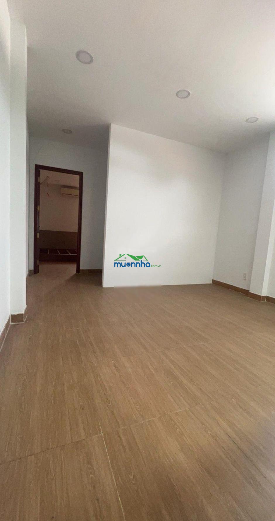 Bán nhà mặt tiền gần phan văn hớn bà điểm - 140m2 - 2 tầng - chỉ 4,69tỷ - 4