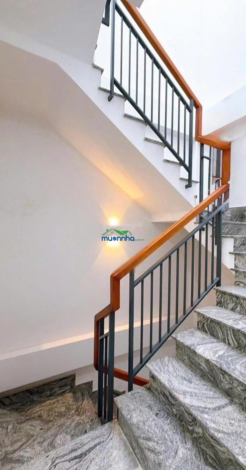 Cần tiền bán gấp! nhà p19 bthạnh giá 3 tỷ 680, nhà đẹp, chính chủ rao bán, dt lớn, lh ngay - 2