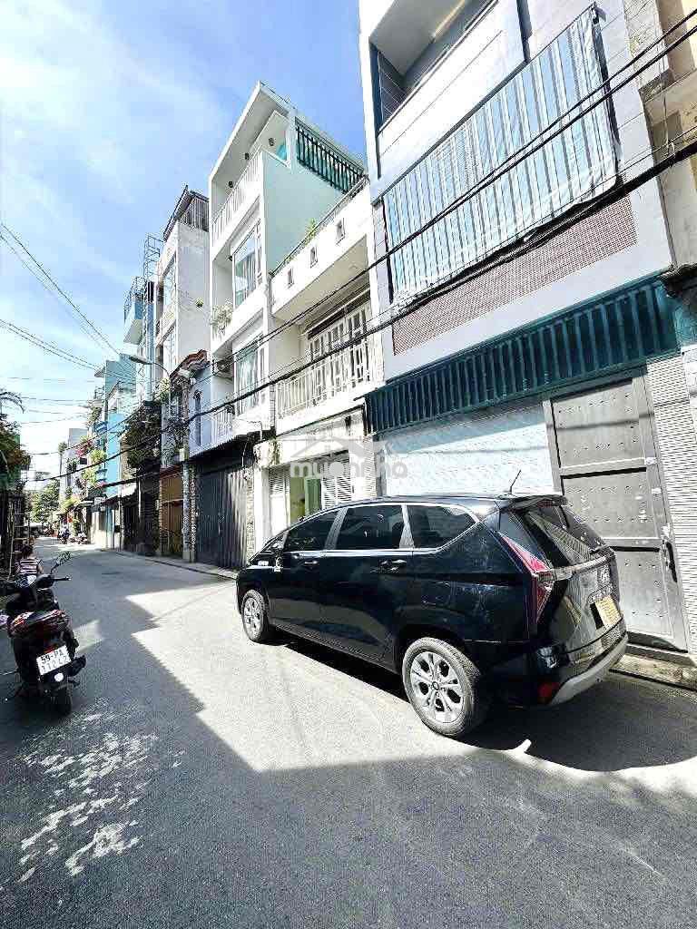 Ngay chợ tân trụ  44 m2 4 tỷ hơn 3 phòng hẻm oto