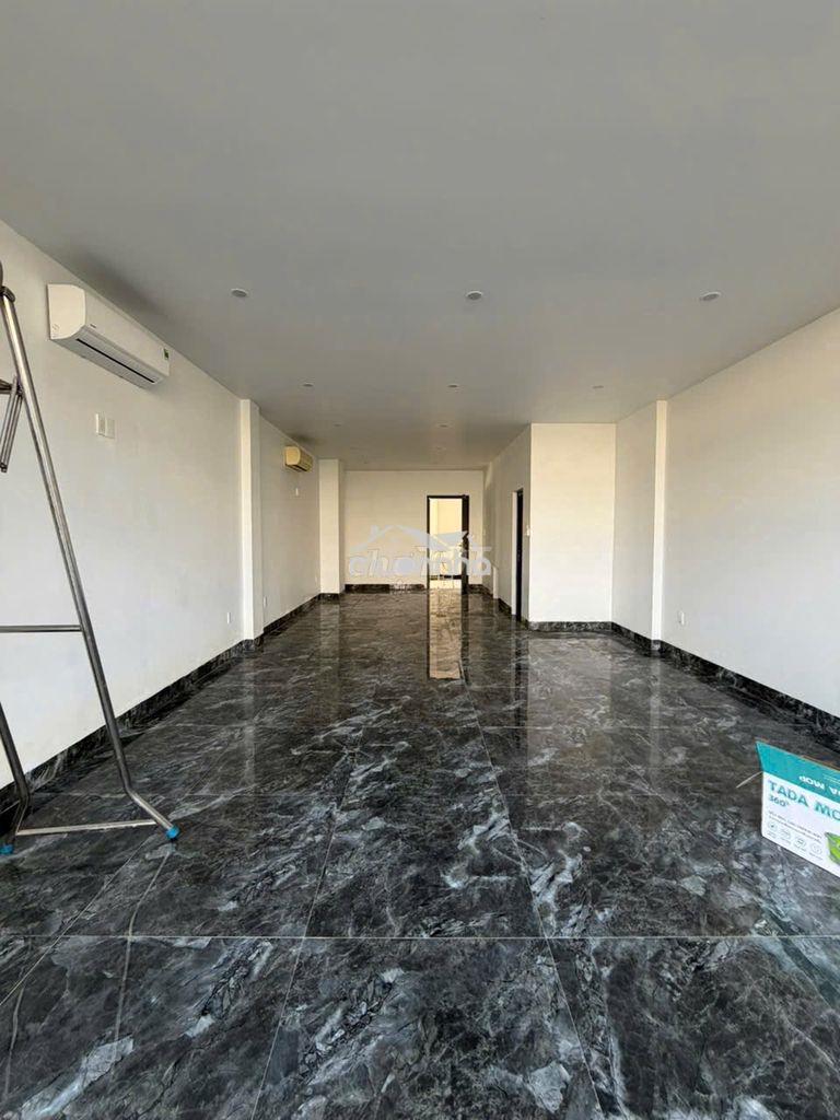 Nhà nguyên căn 4 tầng tại eco garden cách siêu thị aeon 3 phút