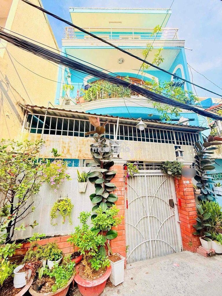 Bán căn nhà mặt tiền hẻm 1247/104e huỳnh tấn phát q7