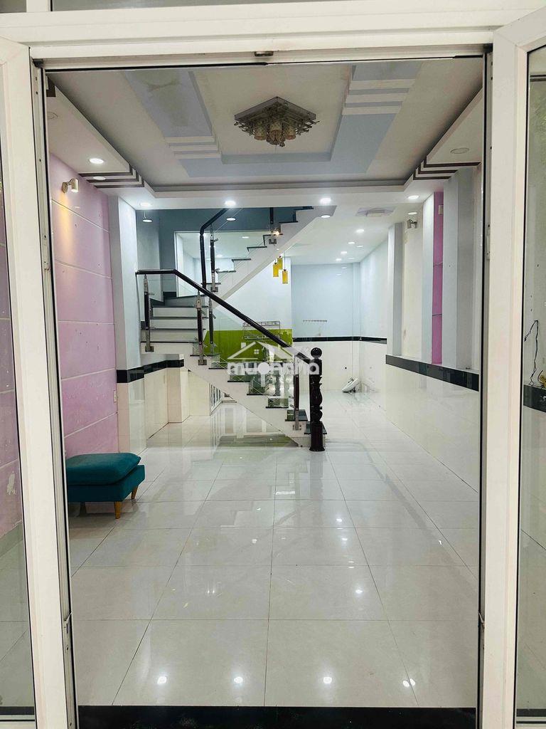 Cần cho thuê nhà chính chủ sau căn mặt tiền