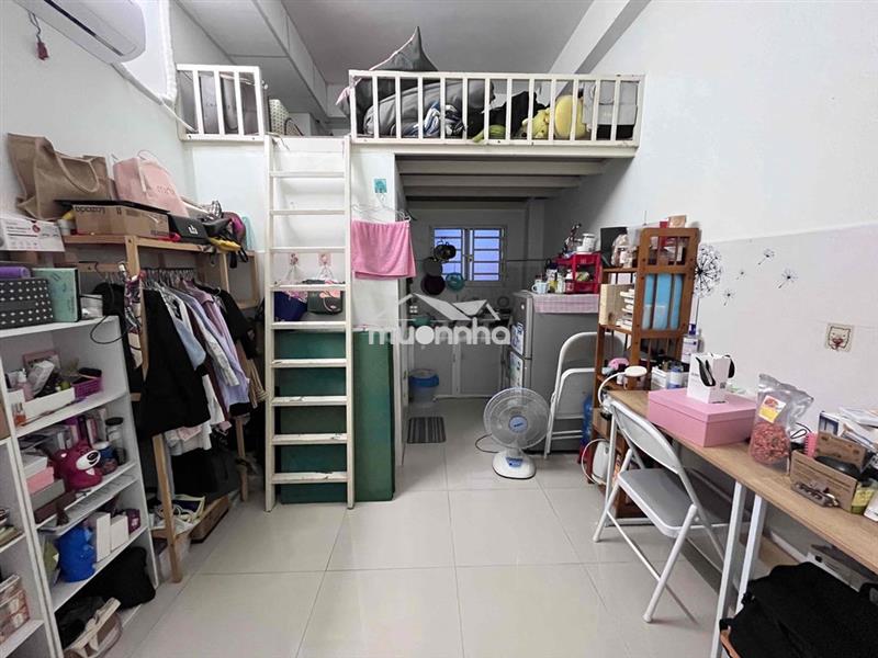 Phòng trọ có gác lửng rộng thoáng