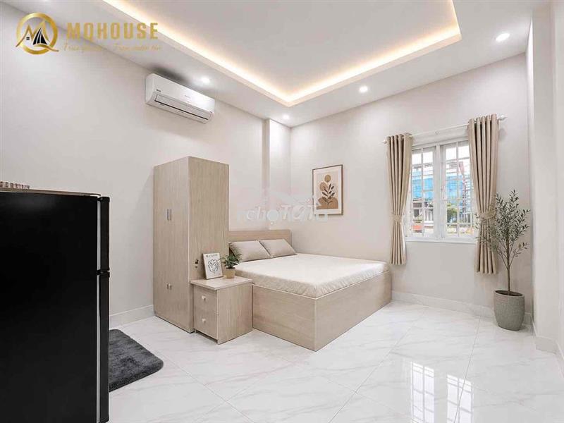 Căn hộ studio cửa sổ ngay lăng cha cả
