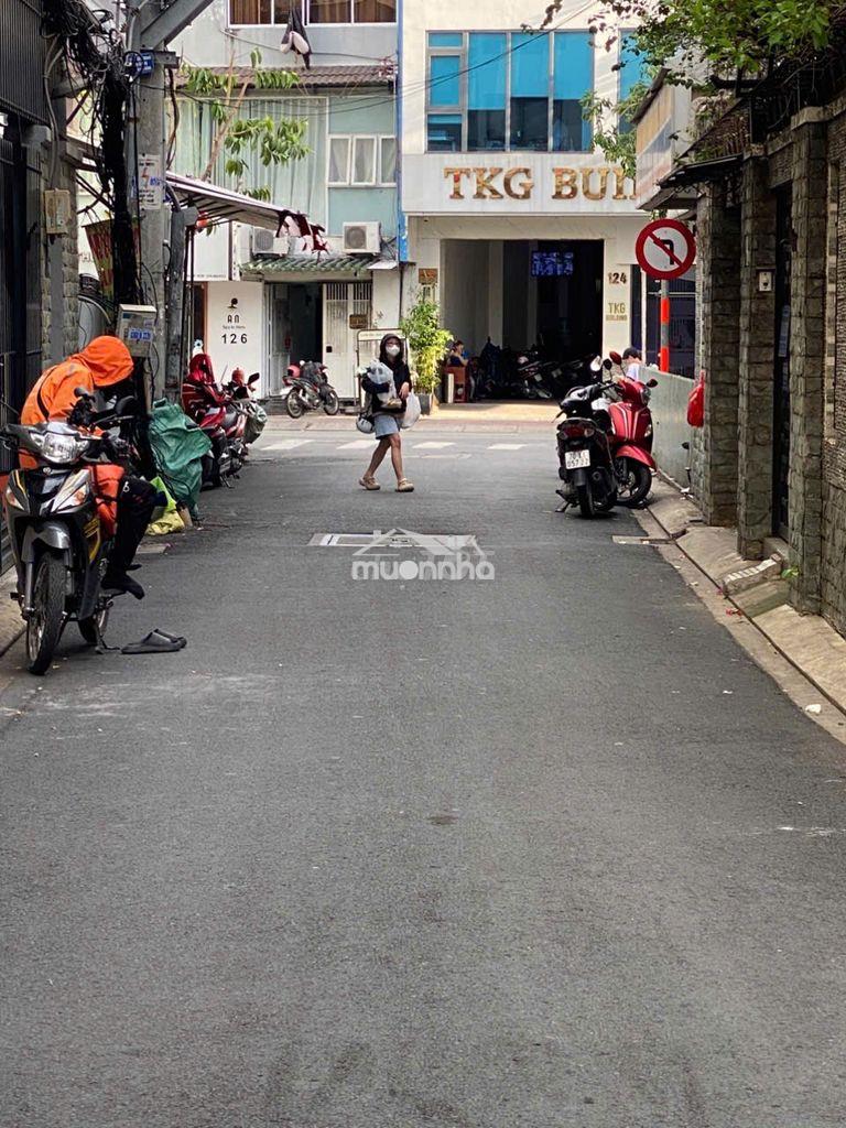 Cho thuê tầng trệt nhà bạch đằng, có thể làm vp hoặc làm kho, giá 5tr