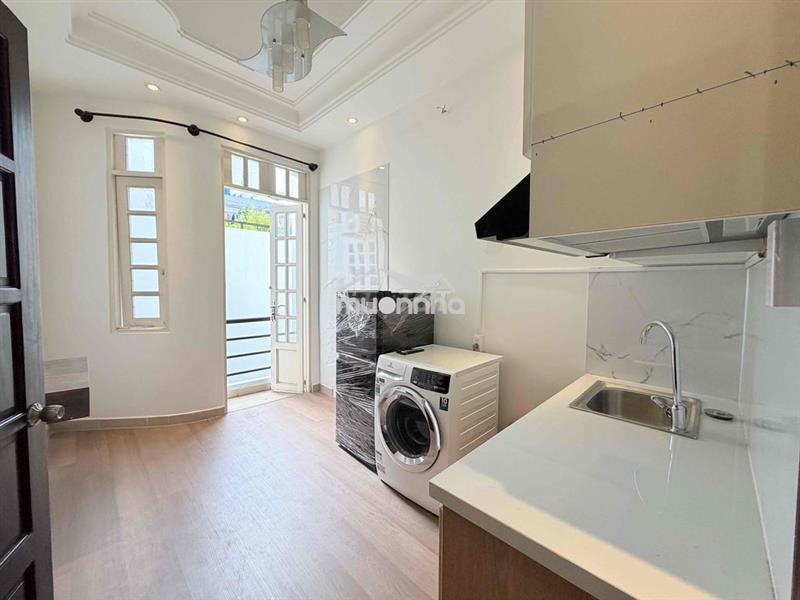 Hệ thống 1pn tách bếp/studio ban công máy giặt riêng điện biên phủ q10