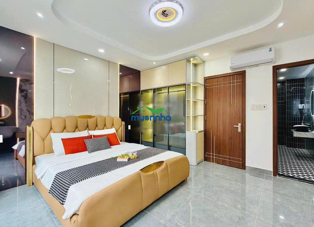 Kẹt tiền bán nhà tháp mười, 4.5 x 14, 4 tầng, 4pn 4wc,hẻm 5m,kế chợ bình tây, đang cho thuê 25 tr