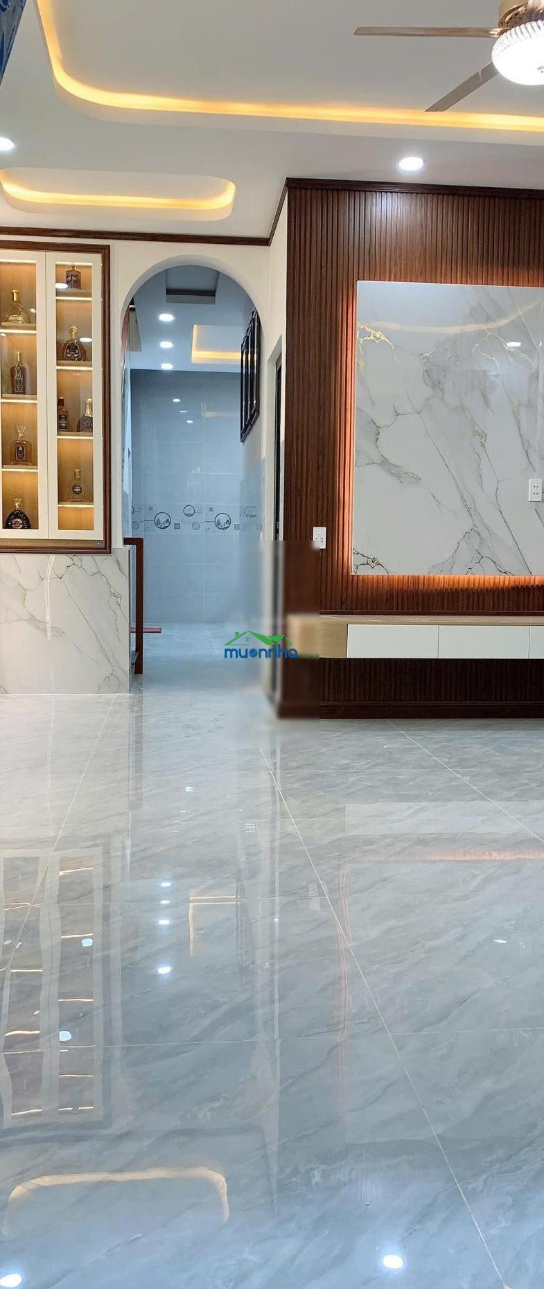 Nhà mới btct ngang đẹp 5,3m 1 trệt, 1 lầu, sân thượng - full nội thất, mới 100% chỉ 4.98tỷ - 4
