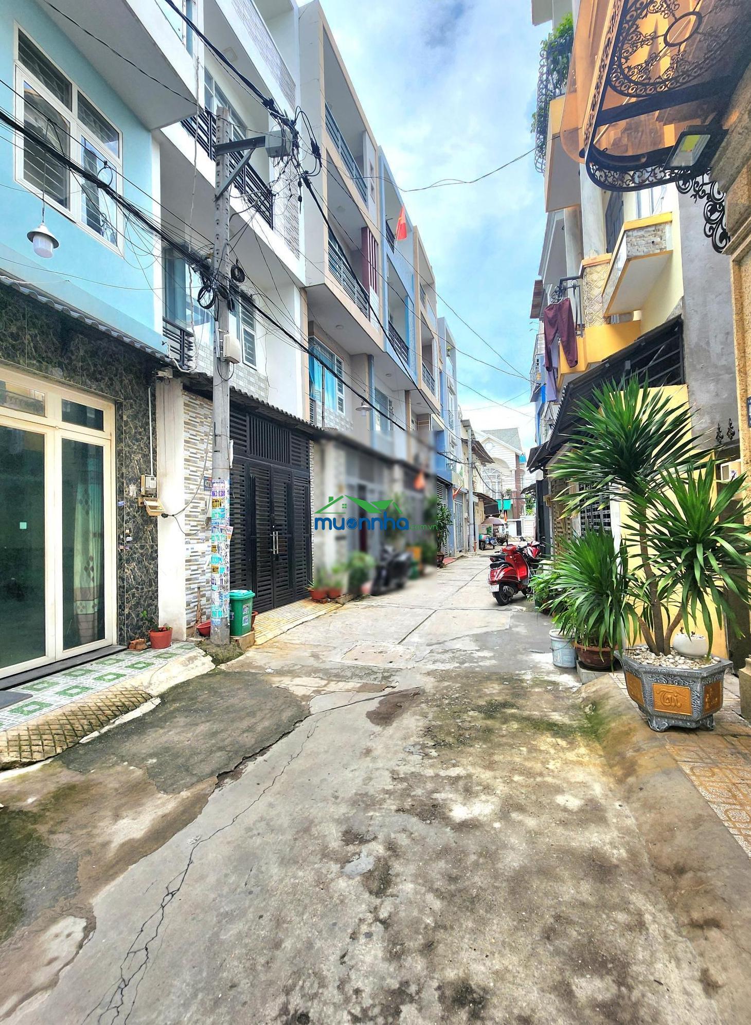Chỉ 6 tỷ xíu sở hữu ngay siêu phẩm 4 tầng ngang 5m dtsd gần 220m², đường trước nhà 6m, dt 55m²