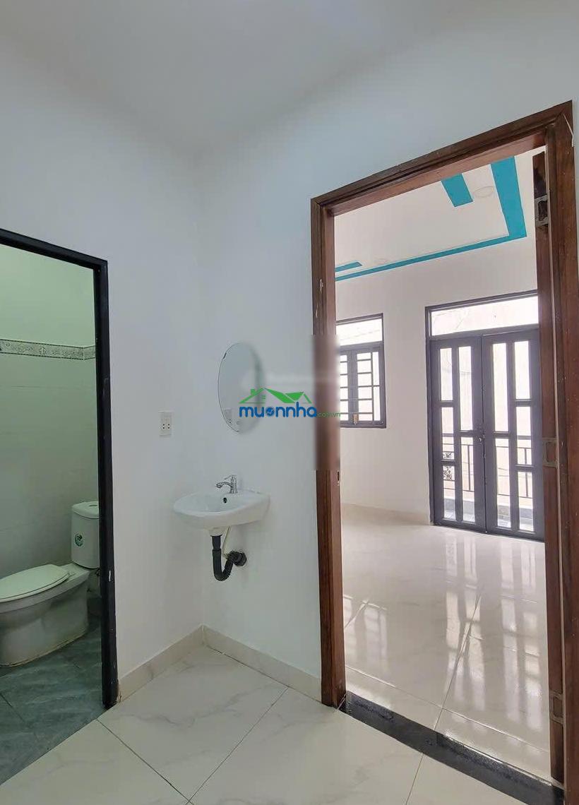 Kẹt tiền cần bán gấp nhà 1 trệt 1 lầu giá 750 triệu