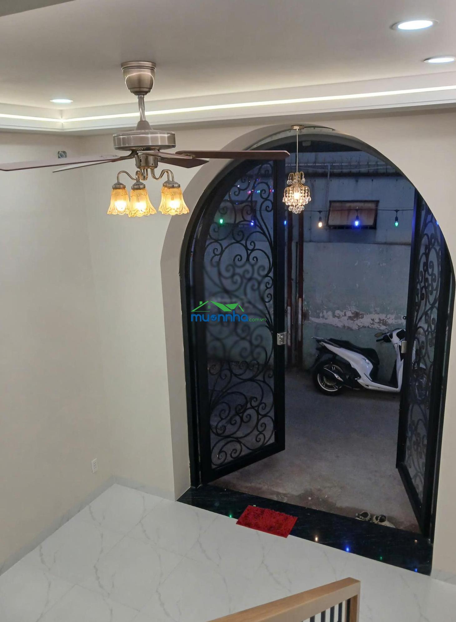 Ngang 7.72m cực hiếm bán nhà 3 tầng ql13 hiệp bình phước - hẻm xe hơi - giá 9.5 tỷ- ngay vạn phúc - 2