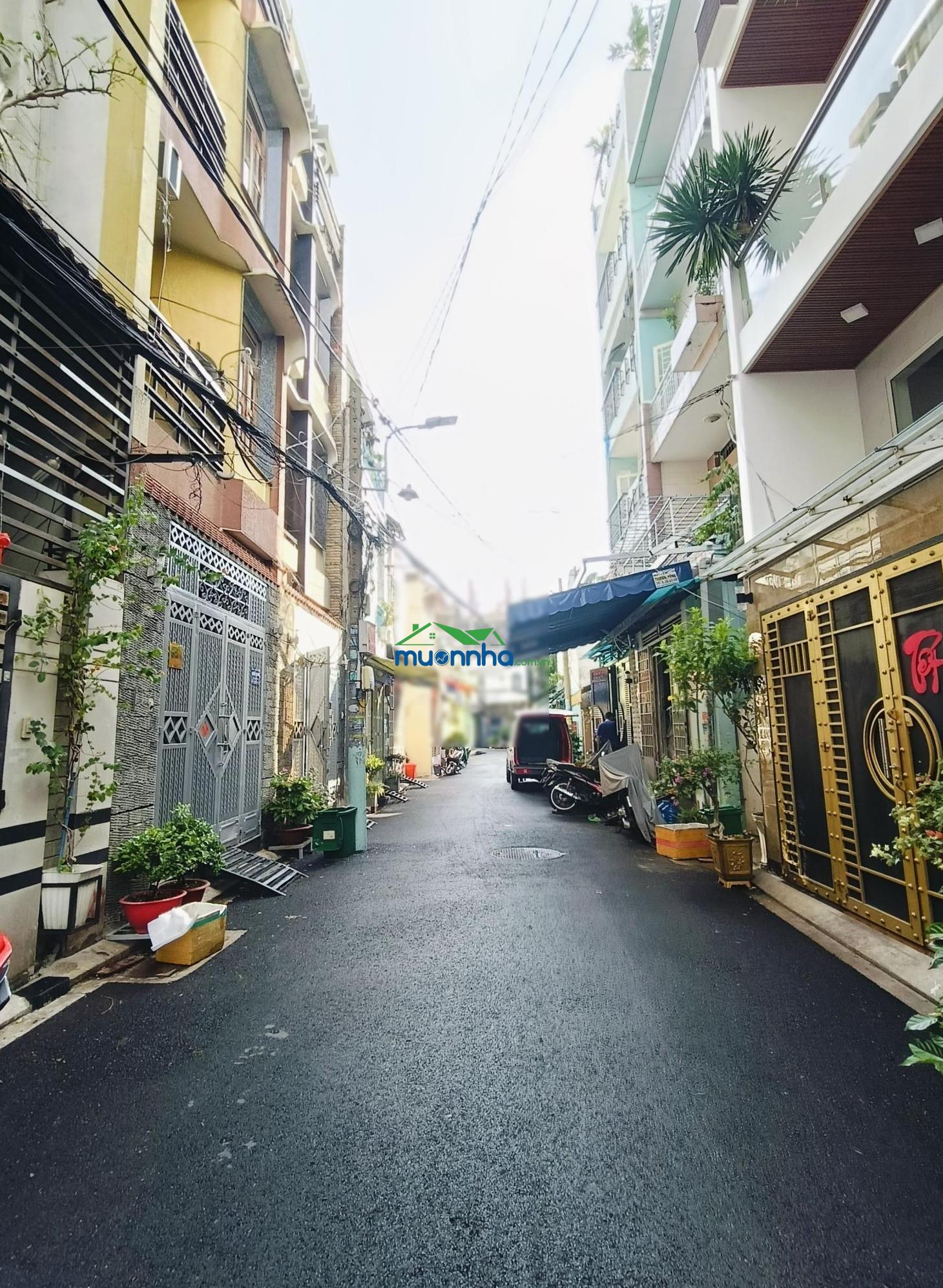 Hẻm 6m phường tân sơn nhì - giáp quận tân bình 4x12m 1 lầu