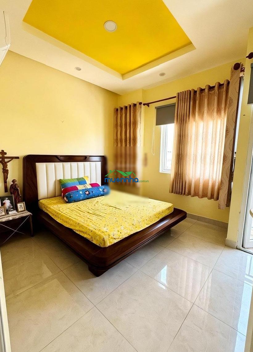 Nhà 3 tầng ngay chợ bà hoa sát khu bàu cát, ngang 4.3 dài 10, sổ vuông, hoàn công đủ, chỉ 7.35 tỷ - 3