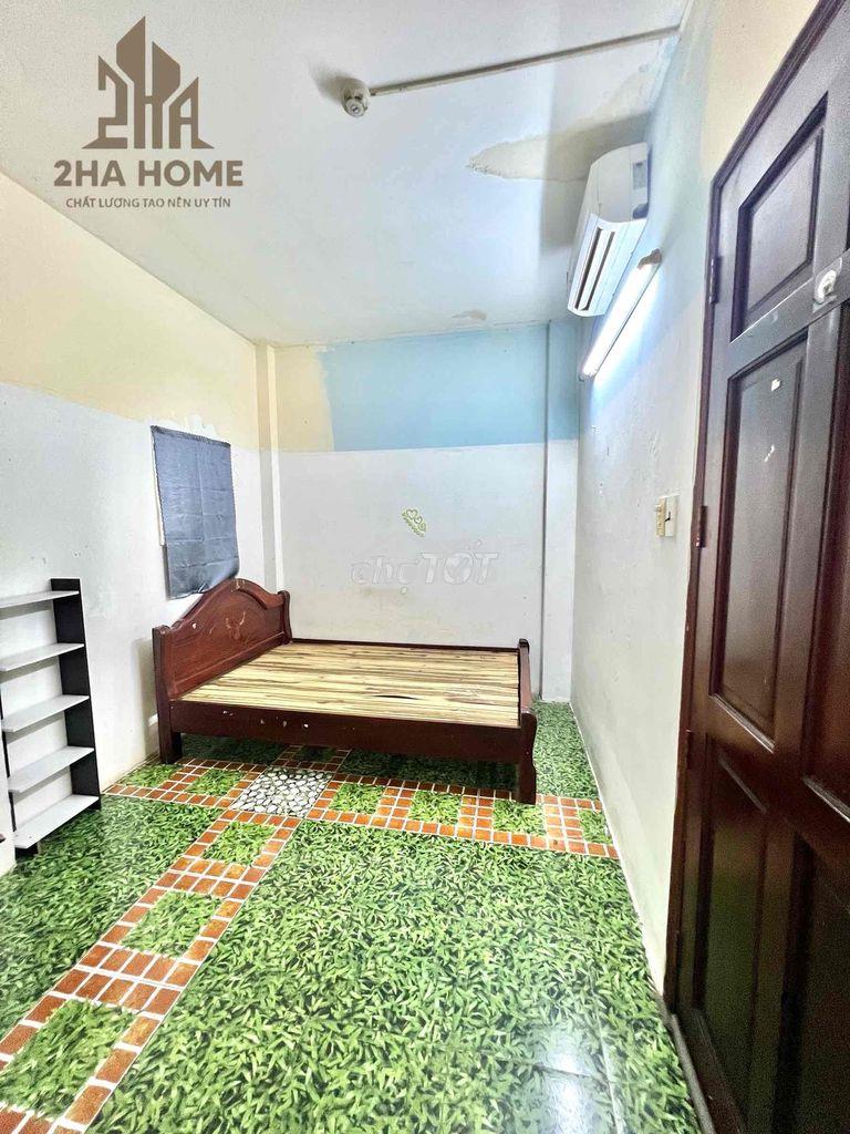 Phòng máy lạnh giá rẻ gần cầu tham lương - 4