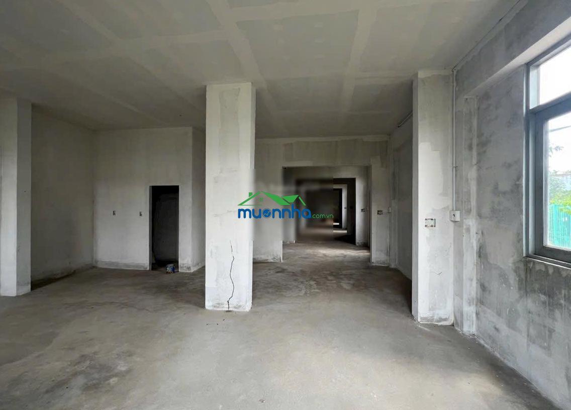 Chdv thô, 20p doanh thu 70tr, 10x33m, 332m2, 3 tầng. đối diện đh nguyễn tất thành 12. x tỷ - 3