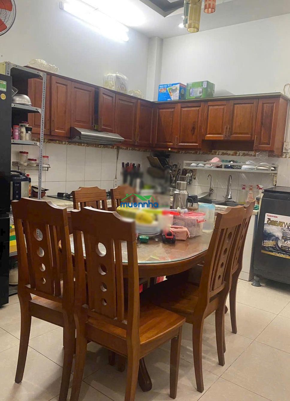 Nhà 1 trệt 2 lầu, ngay cầu bình lợi giáp ranh bình thạnh, giá 7,95 tỷ.