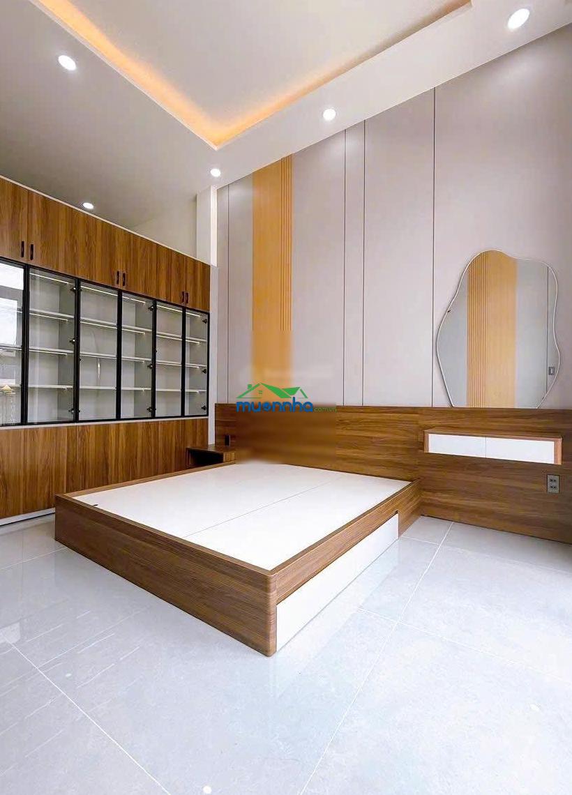 Bán nhà mới xây 4 tấm quận 4 có thang máy mặt tiền xóm chiếu cách 20m giá 12 tỉ 5 tl 6pn 7wc gần q1 - 2