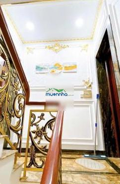 Bán nhà hẻm 8m thông 1/ cầu xéo - p. tân sơn nhì - dt: 4x18m - 2 lầu st mới - gía: 9.5tỷ tl - 2