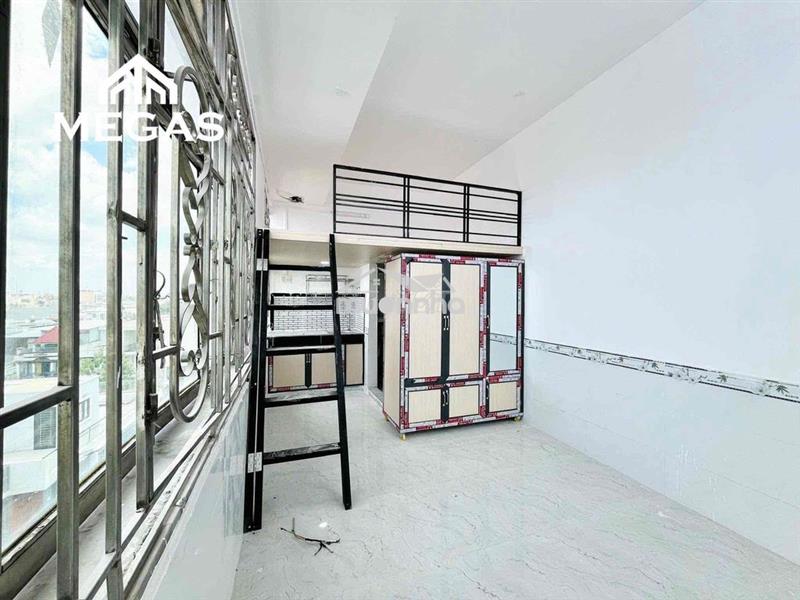 Rộng 28m2  mới 100% ngay vòng xoay phú lâm có thang máy