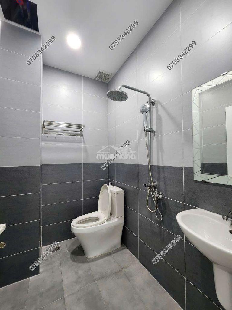 Cho thuê nhà p.trường thọ nhà mới
1 trệt 2 lầu sân thượng, đường 10m. - 3
