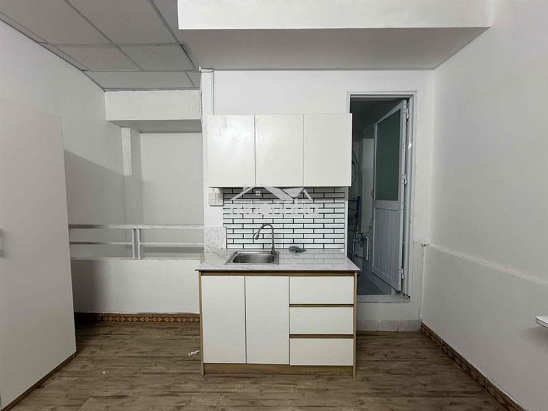 Studio full nội thất ngã tư bảy hiền giá tốt