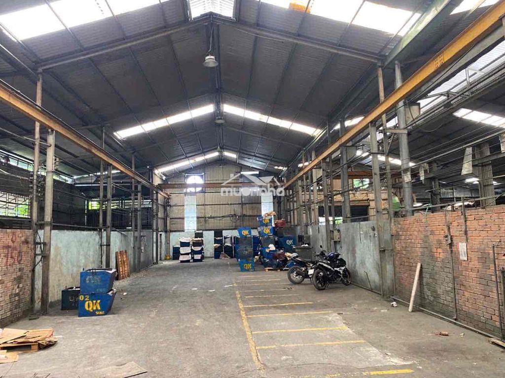 Cho thuê kho-xưởng (như hình) dt:300m2- 350m2 và 550m2 đường xe conten - 2