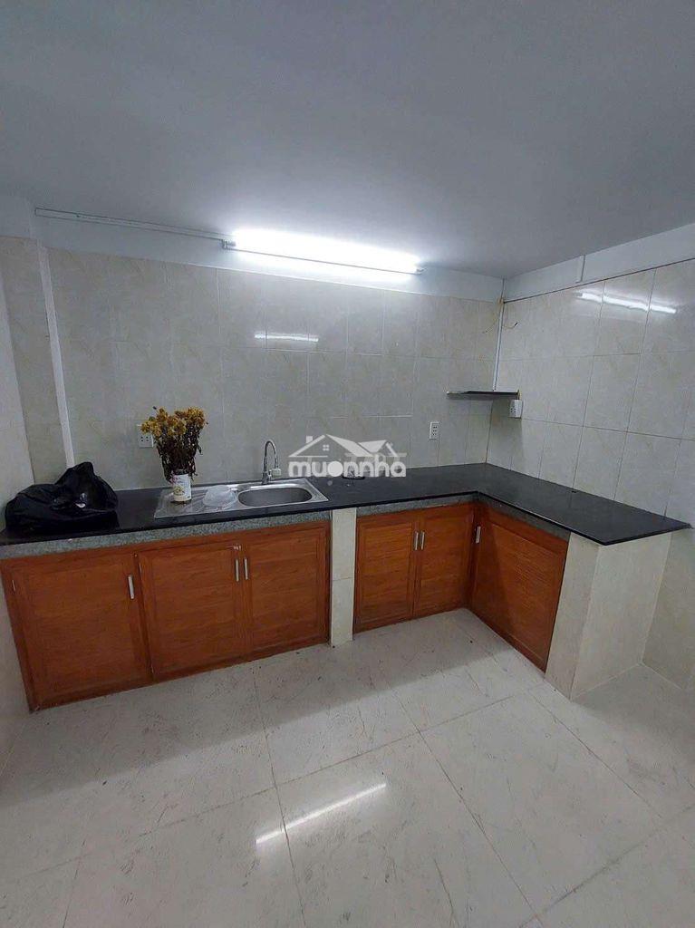 Cho thuê nhà đường dương bá trạc p1.q8 dt.3m5×13m } 2 lầu 3 phòng 2 wc - 3