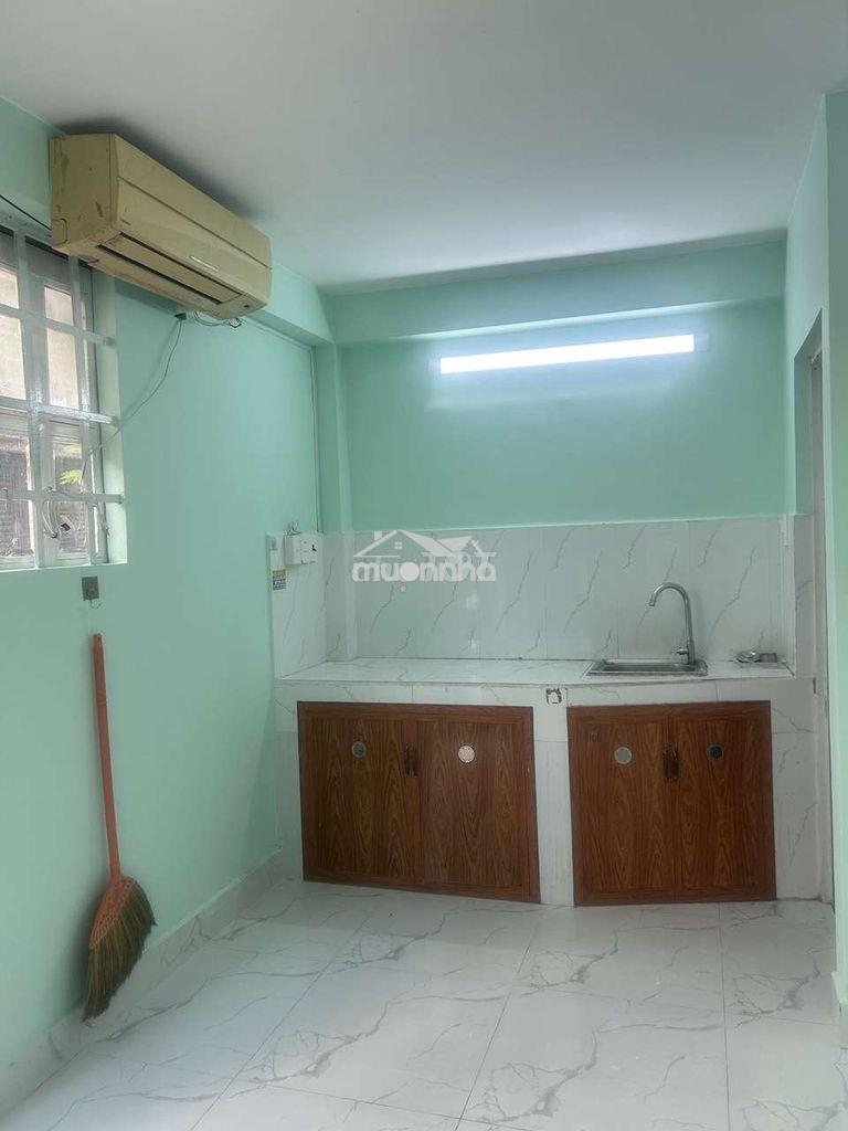 Cho thuê 1 phòng 4x5 mặt tiền đs 16 lg 7m kế chợ tân mỹ mới đẹp - 2