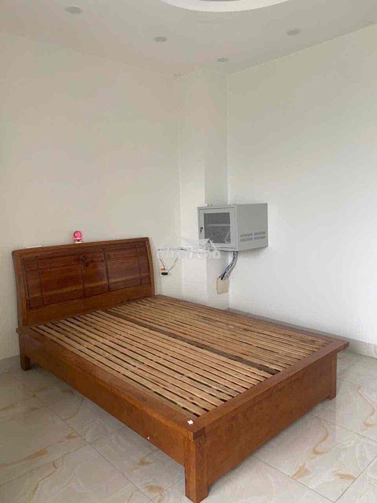 Cho thuê nhà phố 1 trệt 2 lầu 4pn  đầy đủ nội thất như hình - 4