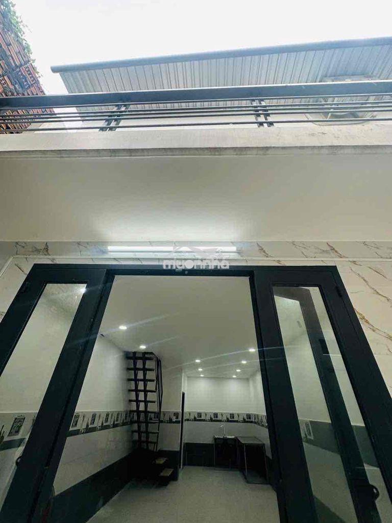 Nhà ngay chợ 1 lầu 850tr